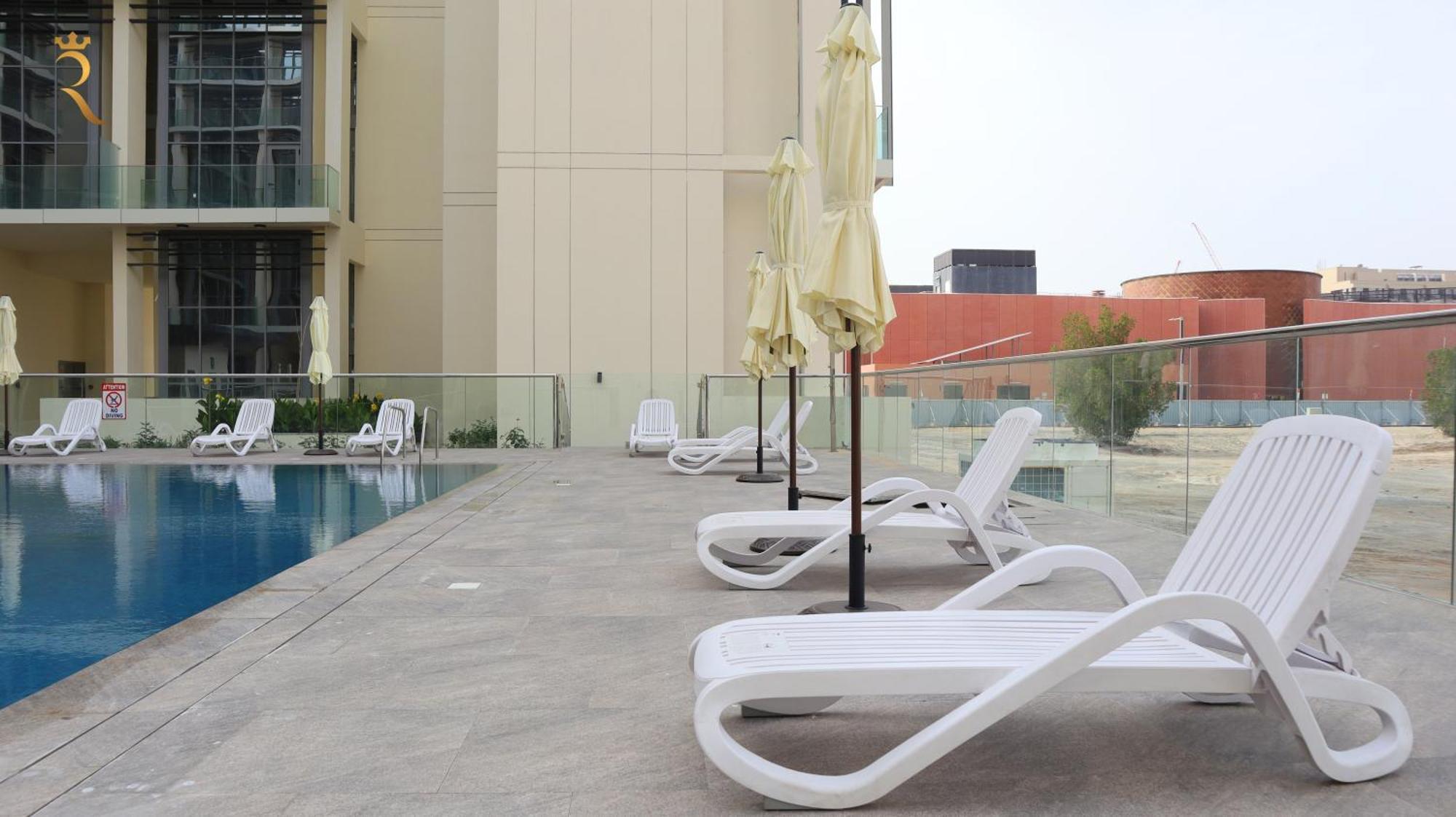 Duplex Elegance Retreat Transit - 2 Bedroom In Masdar City Abu Dhabi Exterior photo